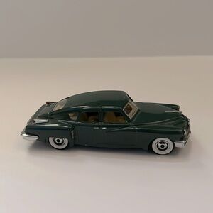 Matchbox DINKY 1948 Tucker Torpedo Oldies But Goodies Car DYG07-M 1:43 Green
